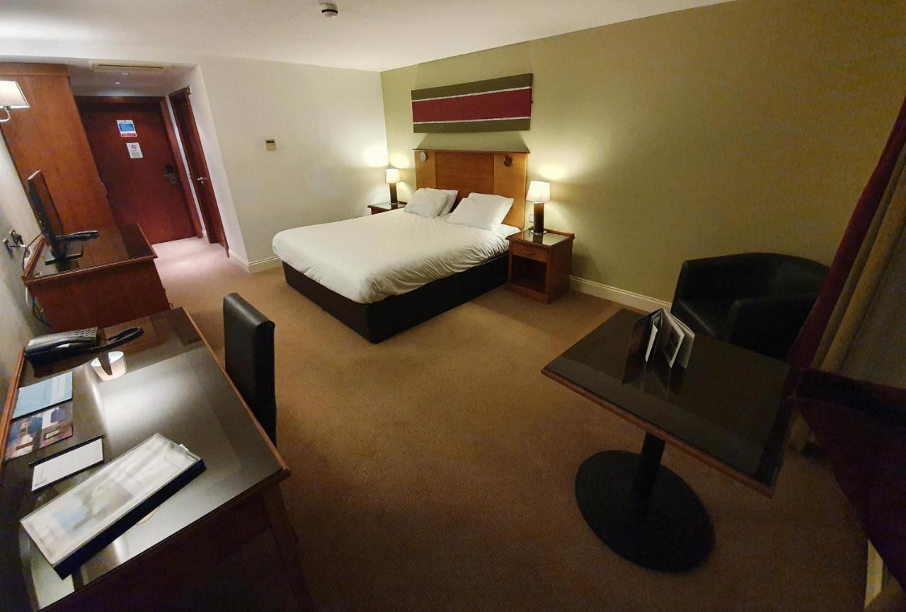 Hotel Towers & Swansea